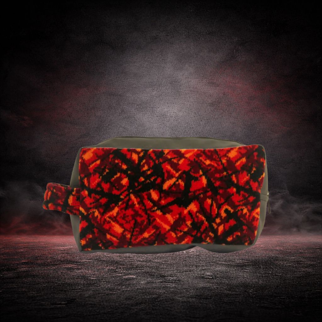 BoutiqueduRoutier™ | Toiletry Bag Danish Plush Red