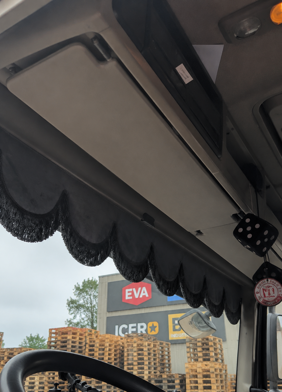BoutiqueduRoutier™ | Truck Front Window Curtain Suede Look Black